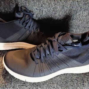 💥NIKE Man's Training Shoes FREE HYPERVENOM 2 FS💥 size 11.5 colour DARK Navy